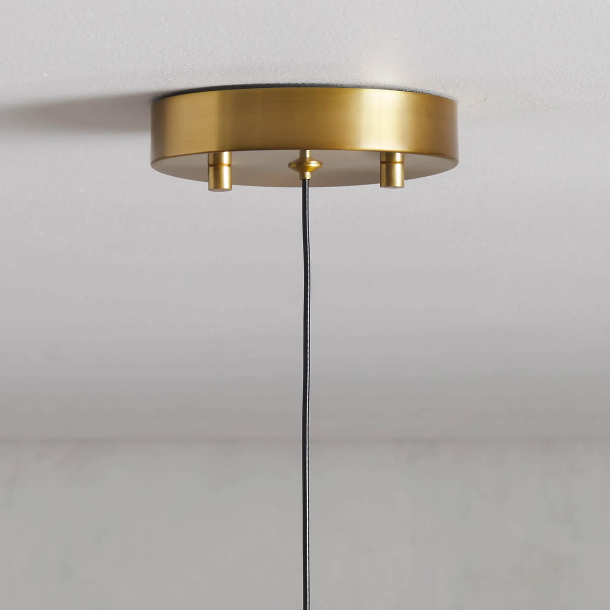 Soltaire Crystal Pendant 1 light 2 lights