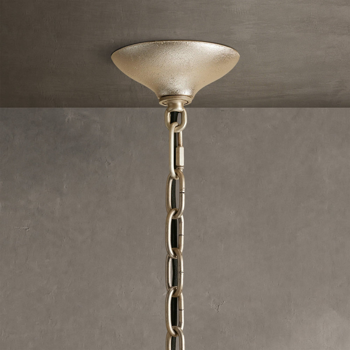 Neve Pendant